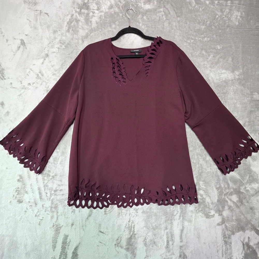 Alfani Women XL Burgundy V-Neck Laser Cut Eyelet Bell Sleeve Blouse Top